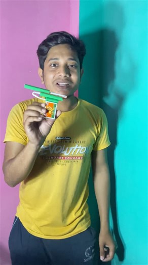How to make a paper gun #shorts #experiment #experimnent