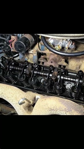 1956 Ford 272 Y-Block Running with Valves Exposed #272 #fordf250