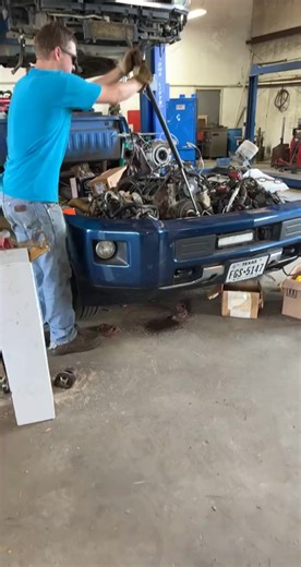 78K views · 477 reactions | When the snapon breaker bar breaks  #fyp #snapon #tools #mechanicfails #mechanic #dieselmechanic #dieseltrucks | Automotive World | Facebook