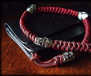 How to Tie a Two-strand Wall Knot Sinnet Paracord Lanyard