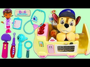 PAW PATROL Chase Gets Chickenpox and Visits Doc McStuffins!