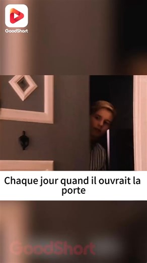 "[Doublé] Un RDV à l'Aveugle avec l'Homme de Ma Vie 🔥🧡Un acte de gentillesse spontané — Maintenant, la petite fille que j'ai sauvée m'appelle maman… Encore plus fou ? Son père s'est avéré être un PDG milliardaire ! Et lui, son père adoptif… Serait-elle vraiment ma fille perdue depuis longtemps, enlevée il y a 8 ans ? #GoodShort" | Tyrannosaurus movie