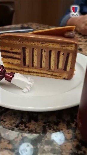 Az ország dobostortáját rejti az év egyik legfinomabb szaloncukra #dobostorta #shorts