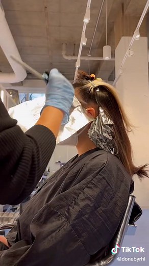 Peekaboo Hair Touch Up Tutorial: Sectioning & Color Placement