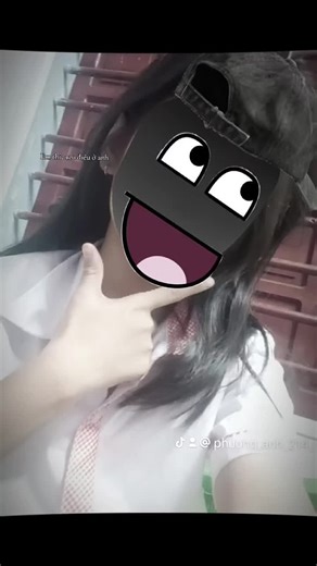 1. Mái tóc của anh 2. Cái tên của anh 3. Sở thích của anh 4. Giọng nói của anh 5. Bàn tay của anh 6. Cái ôm của anh 7. Phong cách của anh 8. Cách nói chuyện của anh 9. Tính cách của anh 10. Sự hoàn hảo của anh 11. Niềm vui của anh 12. Những nỗi buồn của anh 13. Sự tha thứ của anh 14. Thông điệp trong lời anh 15. Tình yêu của anh dành cho em 16. Việc anh chia sẻ với em 17. Những video TikTok anh gửi. 18. Cách anh làm em hạnh phúc. 19. Mùi hương tóc của anh 20. Những lần đùa vui của chúng mình. 21