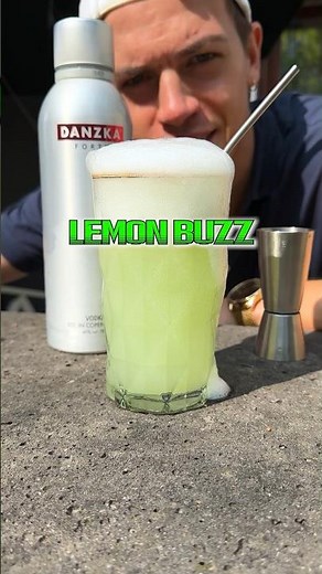 Lemon Buzz 🍋 | Quick & Easy Vodka Drink