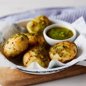 We LOVE Italian food - that's why we do our best to make sure the dishes we serve you are brimming with genuine Italian ingredients! Check out our Italian Feast Menu - with two courses for £12.99 featuring REAL ingredients from Italian family producers! See the menu > https://www.bellaitalia.co.uk/menu/italian-feast | Bella Italia