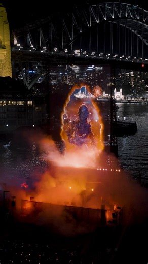 Netflix Australia & NZ on Instagram: "˙ʎǝupʎS uᴉ ǝɹnʇuǝʌpɐ ʇsɐl ǝuO #StrangerThings"