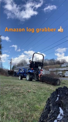 Workmaster 25s log grabber works great for a cheap attachment!! #tractor #newholland #subcompact