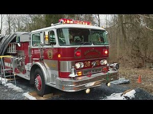 1982 Hahn HCP-10 Fire Truck Walkaround and Detroit Diesel 8V71N Cold Start
