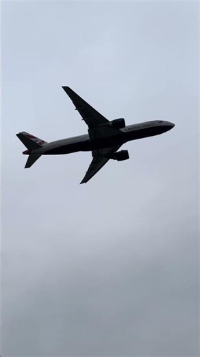 British Airways B777 GE90's Growling Take Off LHR 09R #ge90 #b772 #heathrowplanespotting #aviation