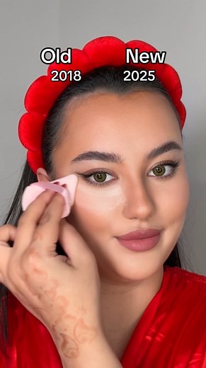 24K views · 62 reactions | Powder Hack Evolution - 2018 vs 2025  #beauty #beautiful #skincaretips #skinhealth #skincare #skin #reels #makeup #lipstick #foundation #skincareproducts #beautyproducts #lipstick #trend Credits TikTok: farakhnoz_mua | The Beauty Funkie | Facebook