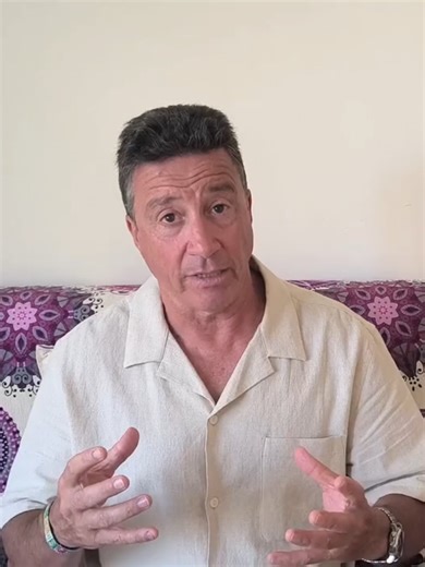 📣Come abbandonare l`Europa senza conseguenze? Se anche tu ti sei accorto che molta gente sta abbandonando l`Europa, ecco i motivi ed alcune soluzioni pratiche per te. L`Europa sta stringendo sempre più sui controlli di movimenti di denaro in maniera ossessiva limitando la libertà delle persone e delle imprese. L`Europa ha visto una crescita della violenza e della delinquenza. Ci sono due modi principali per eludere questo controllo ossessivo ed iniziare l`uscita da un paese europeo. Te li spieg