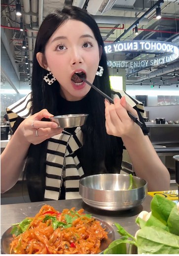 Trải nghiệm lẩu Dahu Hotpot đáng nhớ