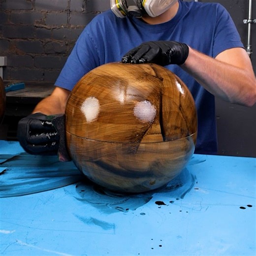 Surprise your wife with this beautiful DIY table | Gorgeous