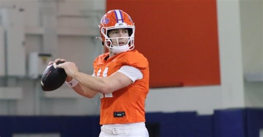 Sights and sounds: Florida holds fourth practice of spring camp