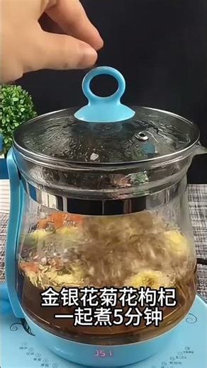 Wake Up with Bad Breath? Fix It