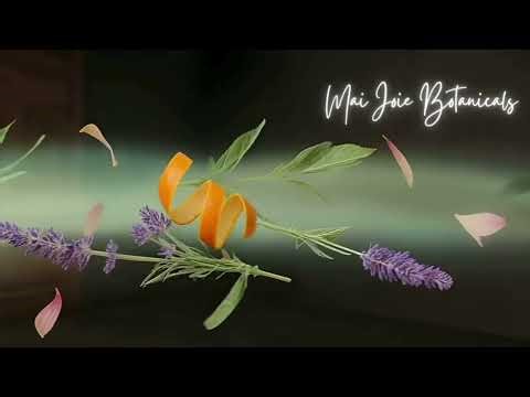 How Essential Oil Blends Change the Atmosphere of a Room