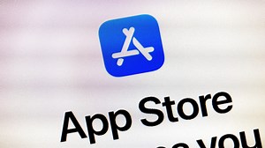 Apple Teases End-of-Year App Store Daily Deals