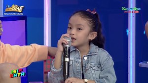 Kulot to her posers: “Huwag niyo na ho akong gamitin! Pangalan niyo na lang po ang gamitin niyo, baka sakali hong mag-viral.” #ItsShowtime Tuluy-tuloy ang good vibes kasama ang It’s Showtime fam! Narito ang ilan pang funny clips: https://bit.ly/itsshowime_17 Para mapanood ang mga kumpletong eksena at kaganapan sa It's Showtime, go to ABS-CBN Entertainment’s official YouTube account! Click here: https://www.youtube.com/user/ABSCBNOnline Visit itsshowtime.abs-cbn.com to know more details! | ABS-CB