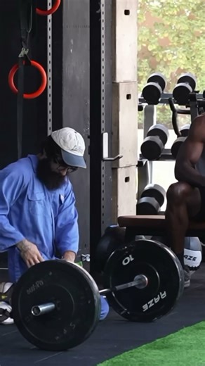 You won’t believe how strong this guy is!!