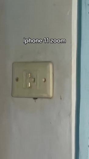 Iphone Zoom  | Cold Comedy | Facebook