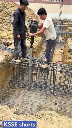 Micropiles: Reinforcing Weak Foundations 🔩 #Micropiles #FoundationEngineering #CivilEngineering