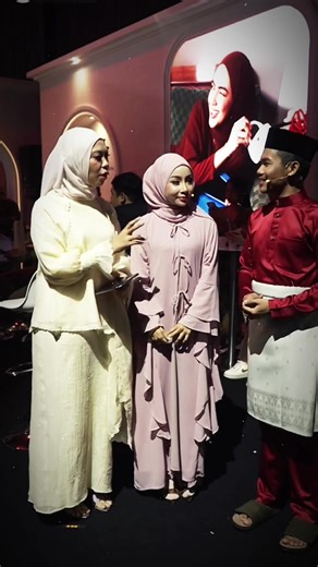 Alieff Irfan's Style with Dr. Cardin Bags