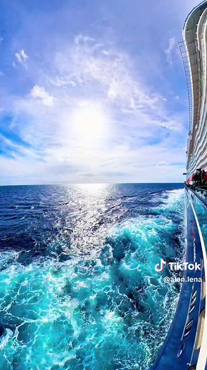 Experience Relaxation on TUI Cruises in Germany