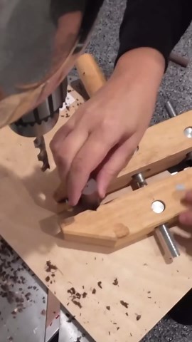 These pop-up dogs were so easy to make, I want to put them all over my bench! 🤣