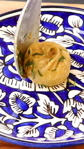 5.3K views · 121 reactions | Garlic Butter Momo #momos #momo #vegmomo #butter #garlic #TheTerraceKitchen | The Terrace Kitchen | Facebook