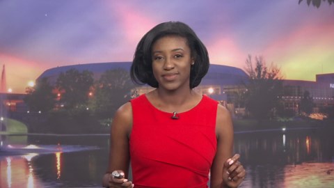 How do fireworks get their color?