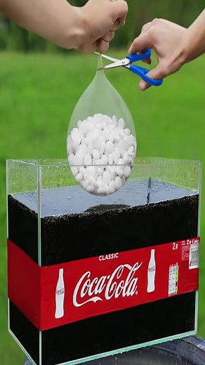 Underwater Coca-Cola and Mentos Experiment