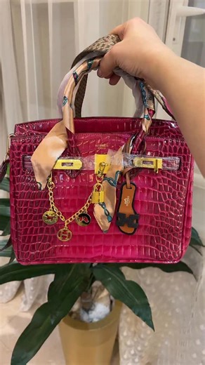 samr ezz on Instagram