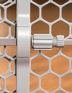 Expandable Plastic Baby Gate