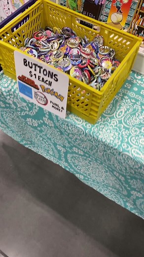 Creative Button Display Ideas for Your Vendor Table