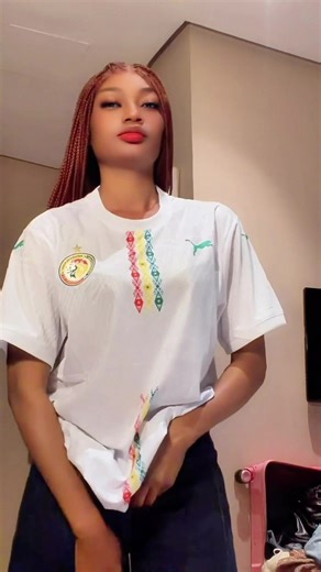 Vidéos de jolie_haoussa🇧🇫🇨🇦🇺🇸♥️💍 (@jolie_haoussa) avec original sound - 𝗠𝗥𝗦𝗢𝗙𝗧 𝗟𝗬𝗥𝗜𝗖𝗦 ☆