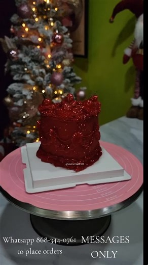 Red heartshaped mini cake. Whatsapp 868-344-0761 to place orders today. IG cutiecakestt. #trinitiktokers🇹🇹🆙️🔥 #trini_tiktoks #fypシ #trini_tiktoks🇹🇹🇹🇹🇹🇹
