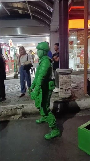 Funny Green Man Dancing #trending #funnyshorts #goodvibes #comedy #funny #baguiobusker #viralshort