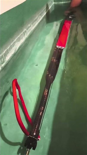 Watch how the Volcano returns to its original position when rotated in the water. #spearfishing