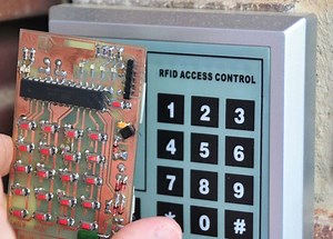 HOW TO – Make a RFID key spoofer