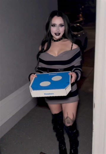 No tip? 😡 #goth #comedy | goth