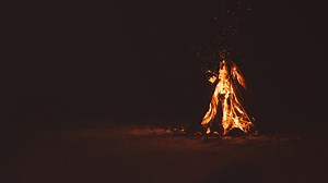 Must-know campfire tips and tricks | Outdoorsy.com