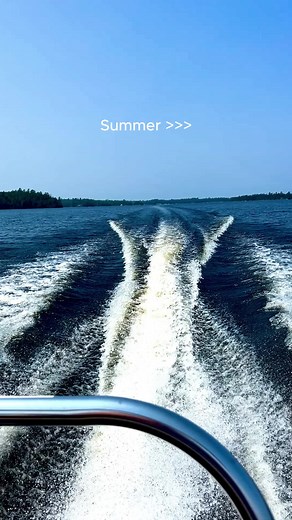Summer on Rainy Lake #mnsummer #exploremn #rainylake #voyageursnationalpark #lakevibes #summervibes #sunset