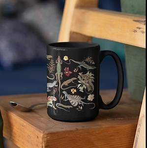 Lizard Mug, Black Coffee Cup, Hot Cocoa Mug, Nature Lover Gift, Lizard Lover Mug, Coffee Mug, Lizard Gifts, Creepy Mug, Large Coffee Mug - Etsy