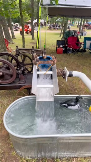 2K views · 43 reactions | #antiquetractortok #farmlife #pump #mudding #farm #tractor #wisconsin #water #foryou #johndeere #mud #fyp #history | Nellie Bellamy | Facebook