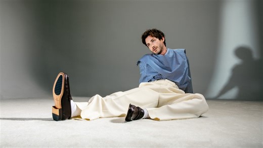 Logan Lerman on ‘Oh, Hi,’ Complex Characters, and Chasing Fresh Challenges