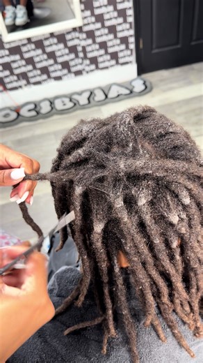 Loc Separating for Healthy Locs: Step-by-Step Guide