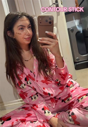 Amazing Contour Stick for Effortless Makeup Looks