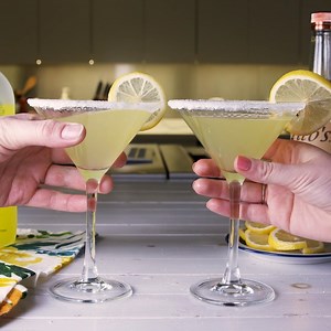 820K views · 4.7K reactions | This Lemon Drop Martini tastes just...